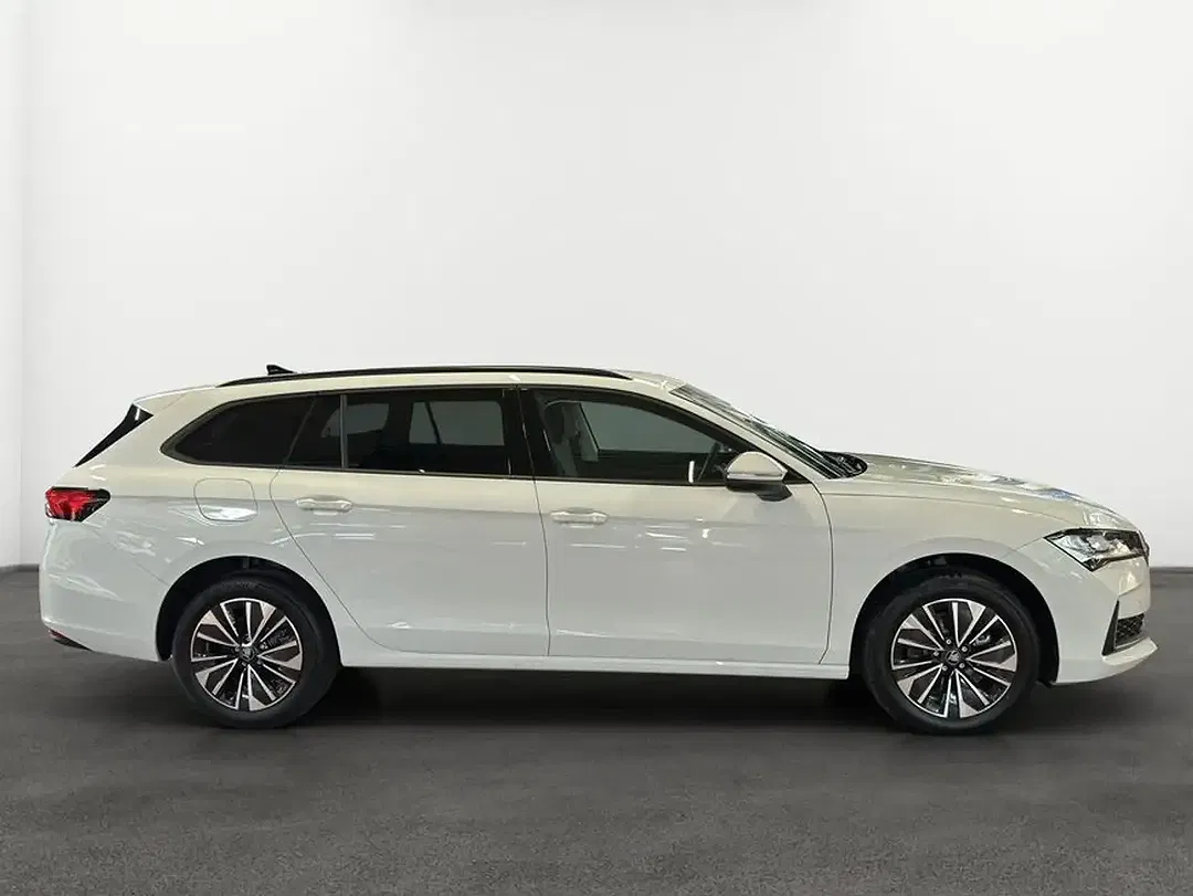 Skoda Superb - Thumbnail 7