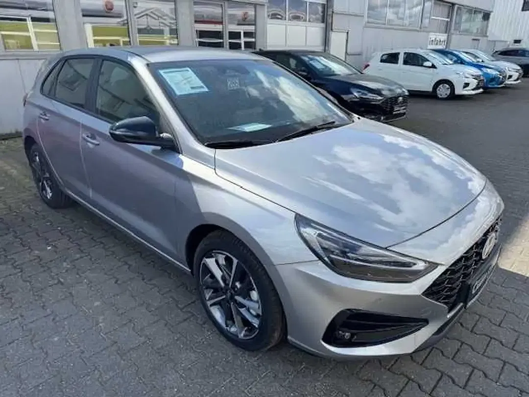 Hyundai i30 - Thumbnail 3