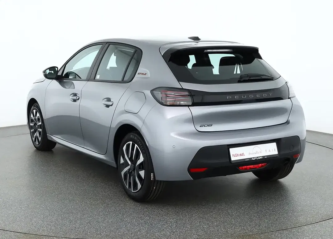 Peugeot 208 - Thumbnail 2