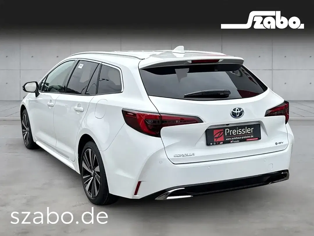 Toyota Corolla - Thumbnail 2