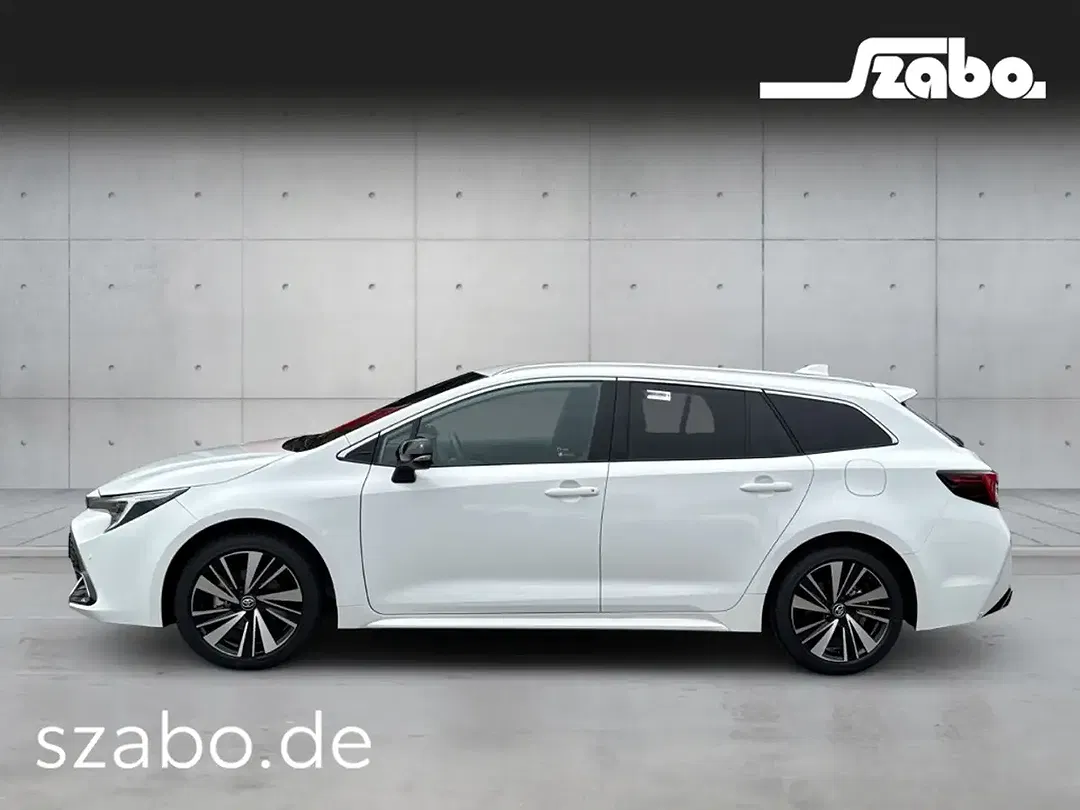 Toyota Corolla - Thumbnail 3