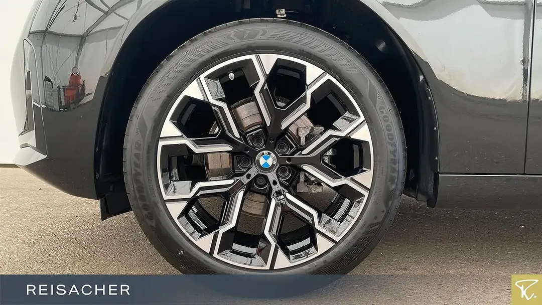 BMW X3 - Thumbnail 3
