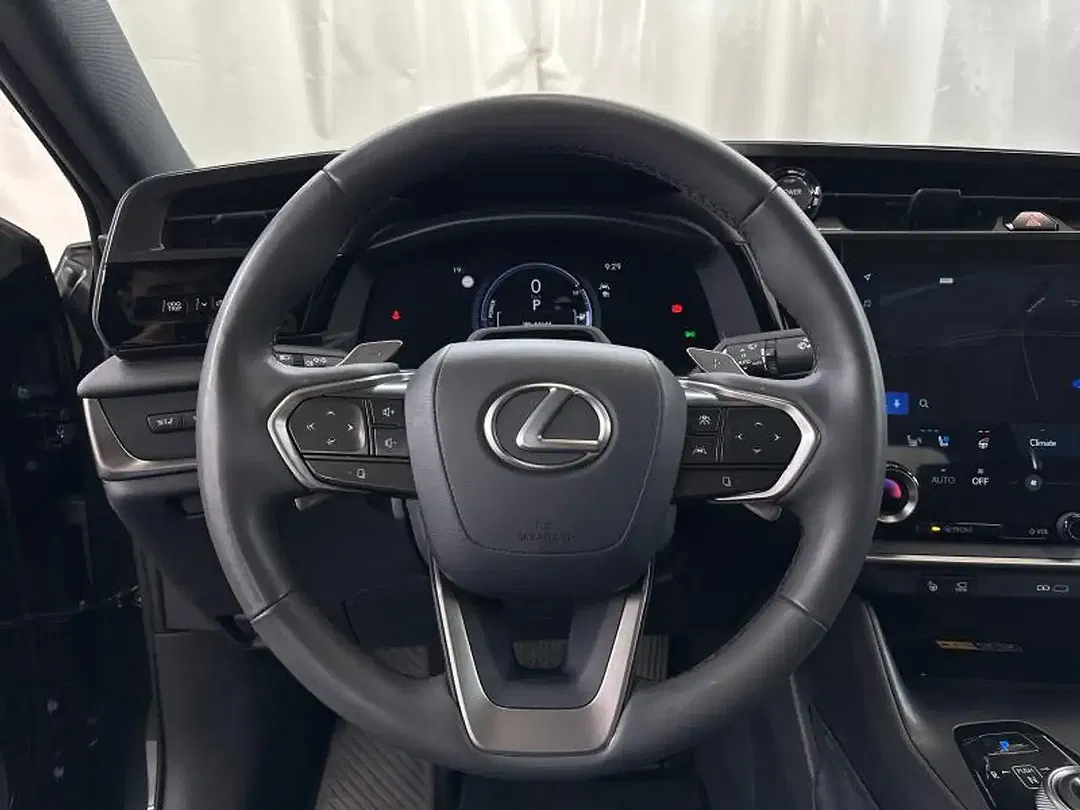 Lexus RZ - Thumbnail 23