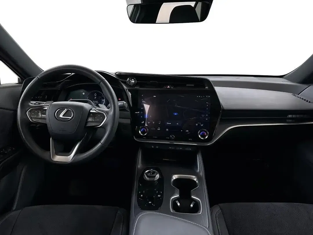 Lexus RZ - Thumbnail 7