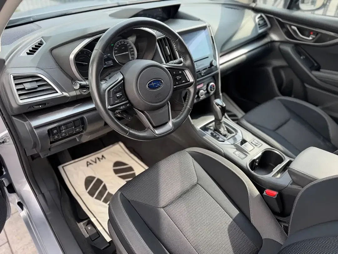 Subaru Impreza - Thumbnail 9
