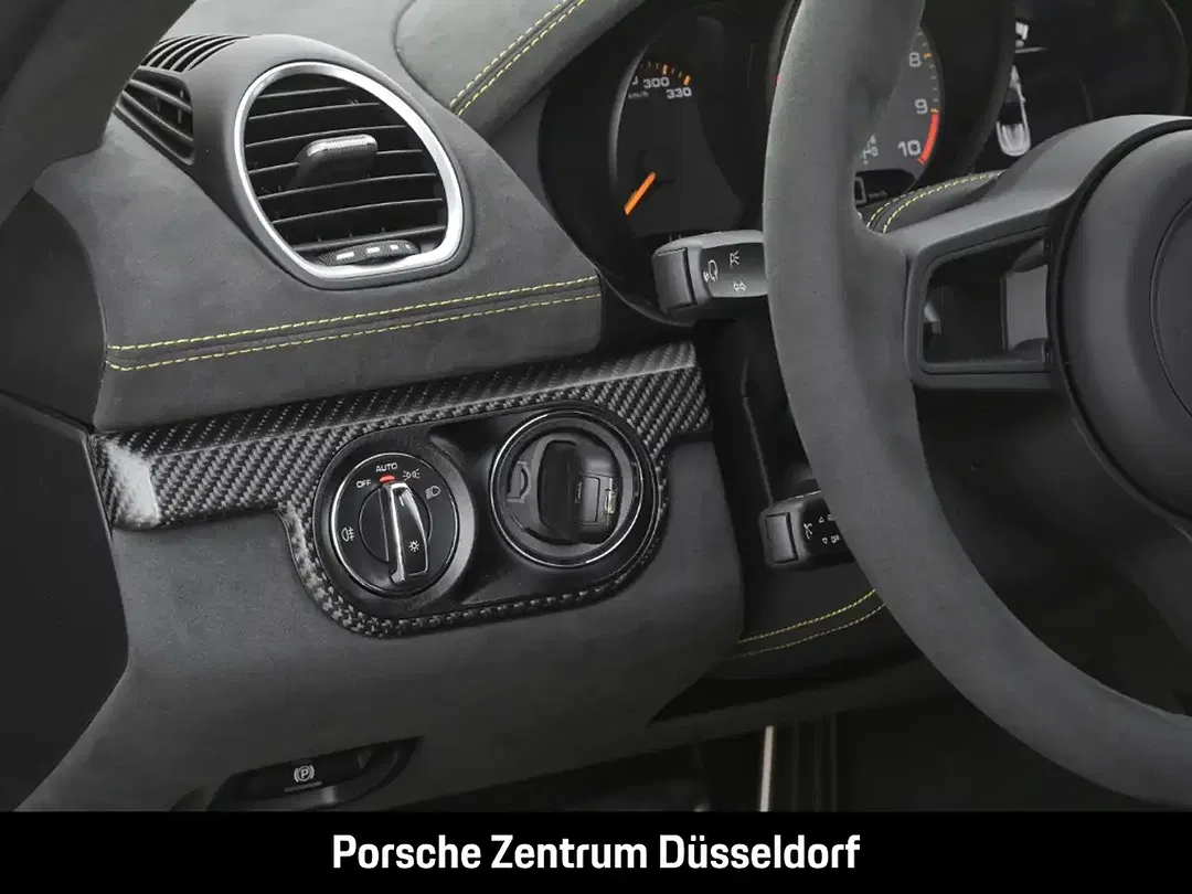 Porsche 718 Spyder - Thumbnail 11