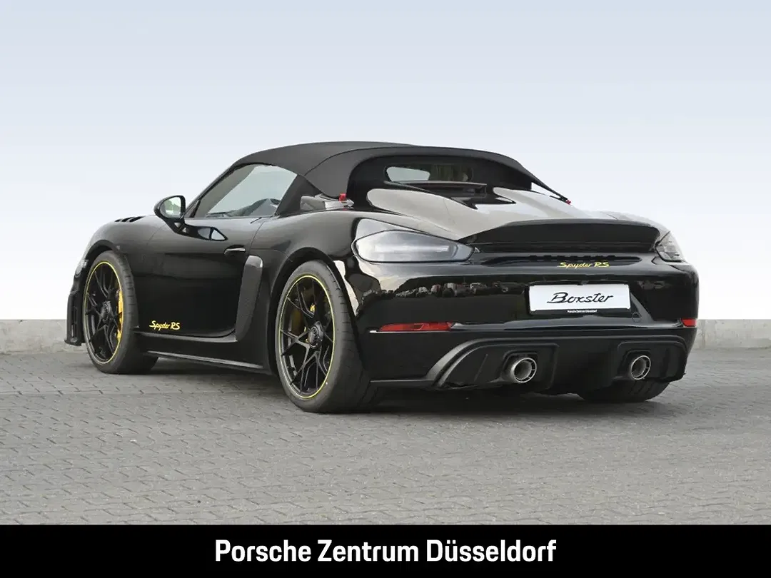 Porsche 718 Spyder - Thumbnail 3