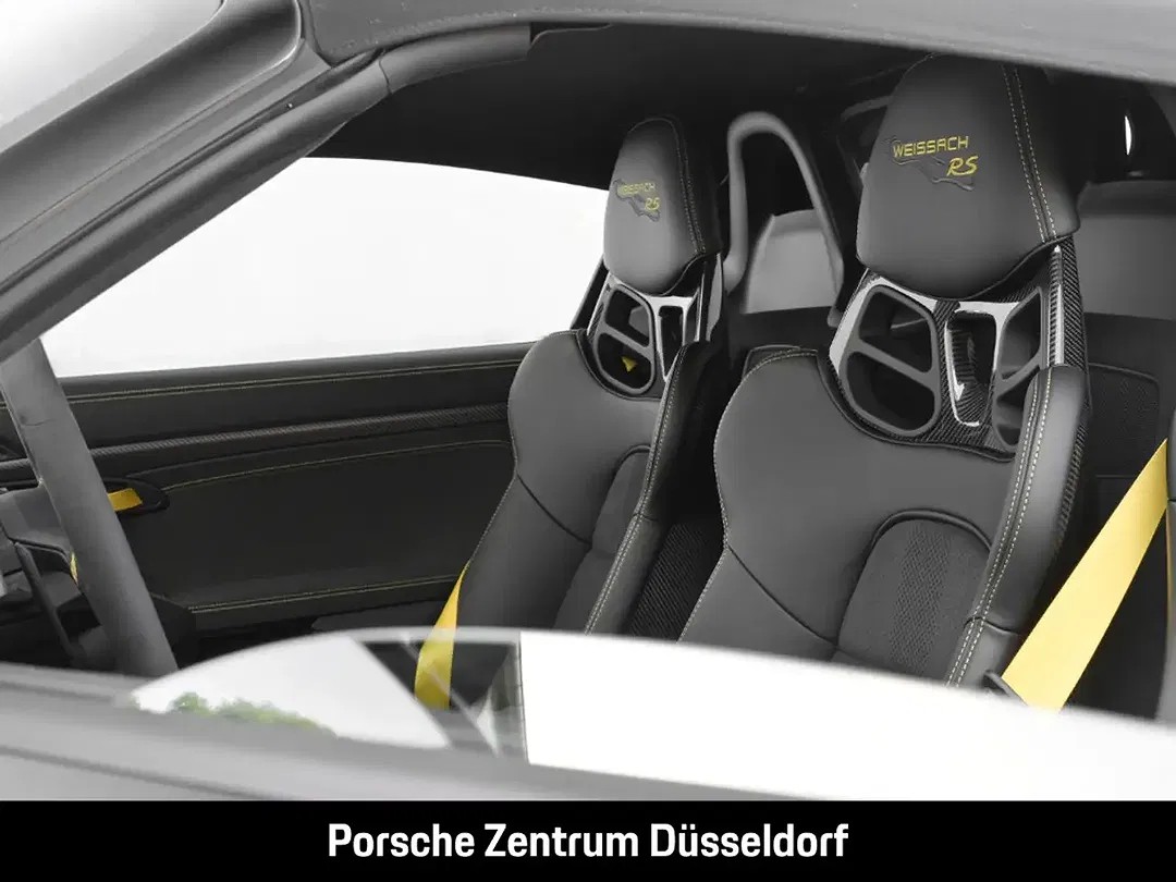 Porsche 718 Spyder - Thumbnail 9