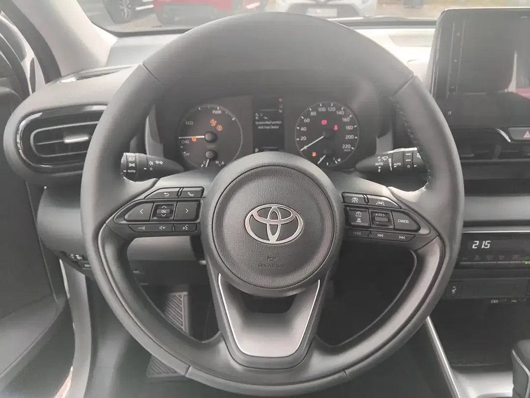 Toyota Yaris - Thumbnail 14