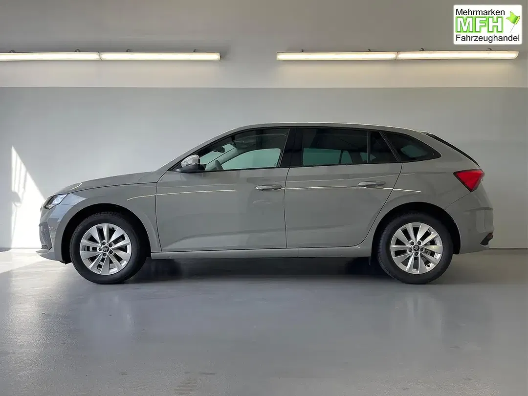 Skoda Scala - Thumbnail 3
