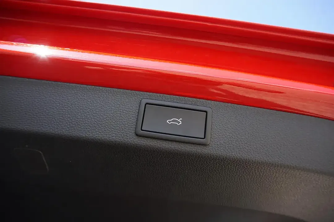 Skoda Karoq - Thumbnail 14