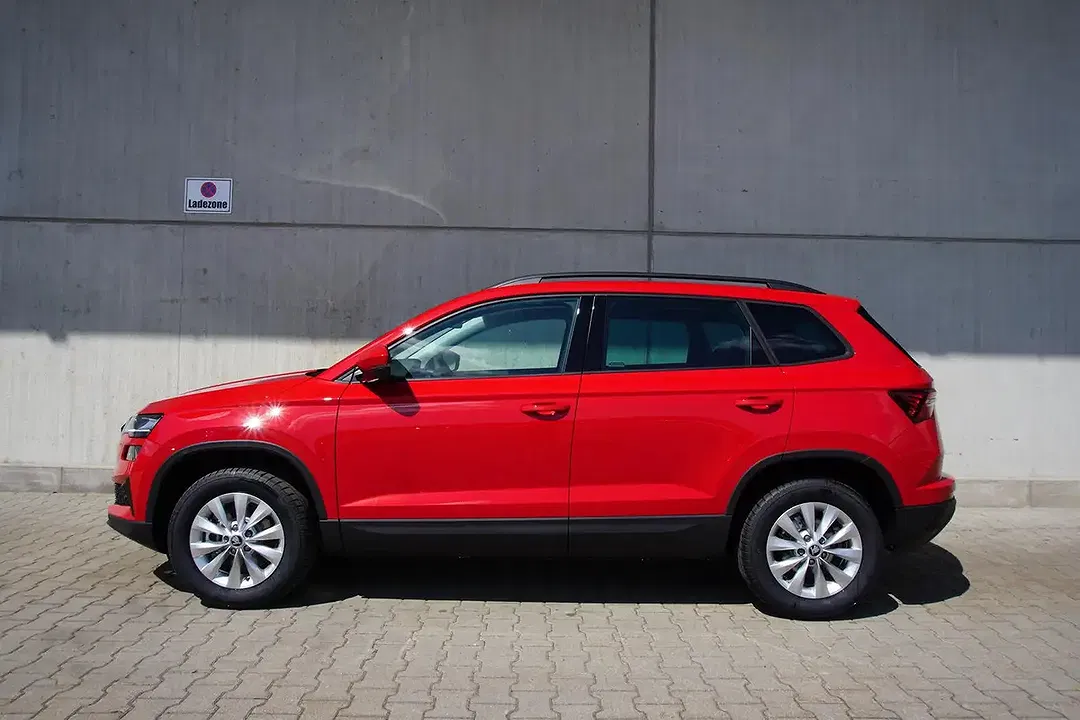 Skoda Karoq - Thumbnail 2