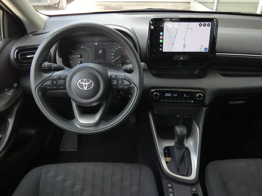 Toyota Yaris - Thumbnail 8