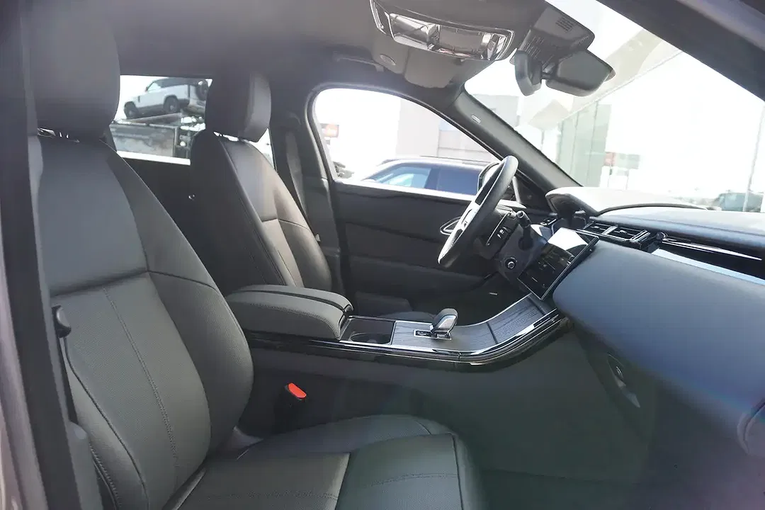 Land Rover Range Rover Velar - Thumbnail 12