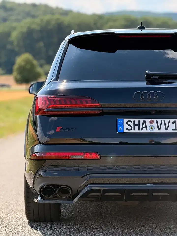 Audi SQ7 - Thumbnail 17