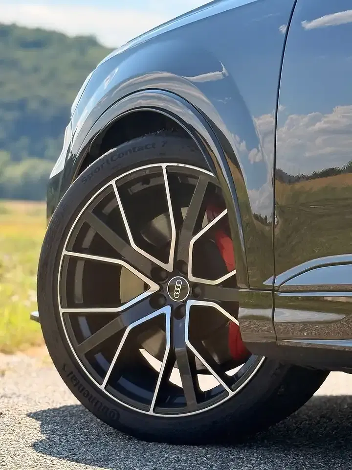 Audi SQ7 - Thumbnail 18