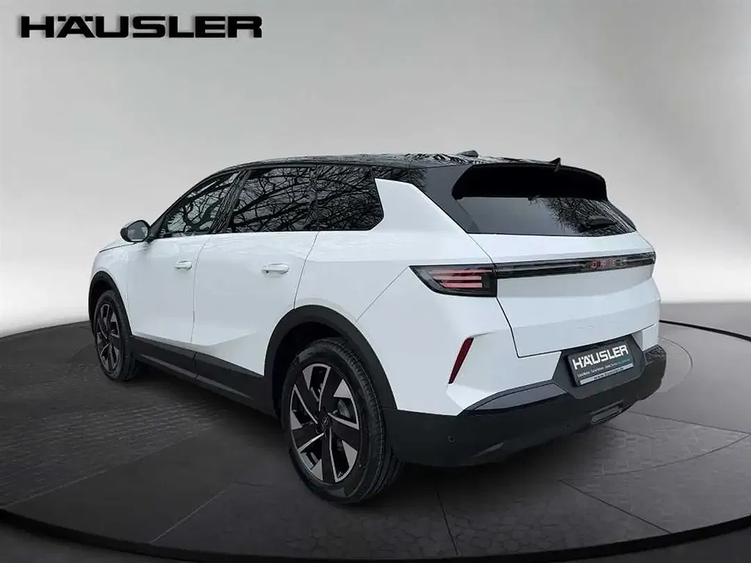 Opel Grandland X - Thumbnail 3