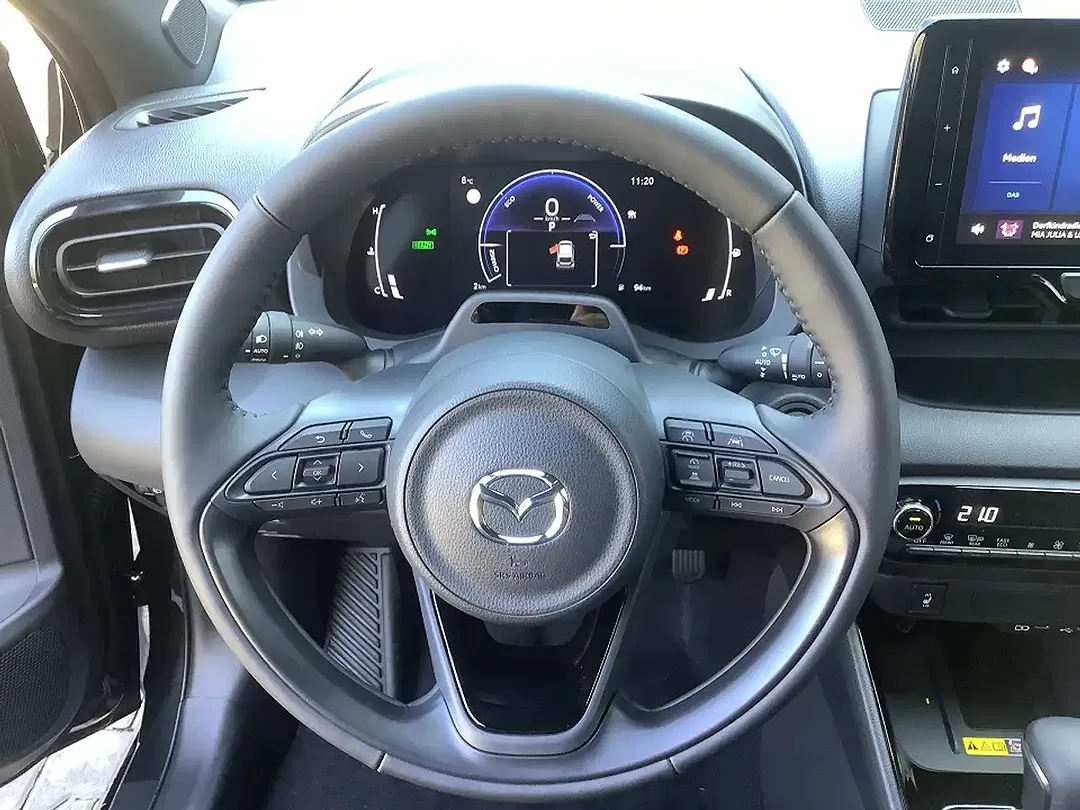 Mazda 2 - Thumbnail 10