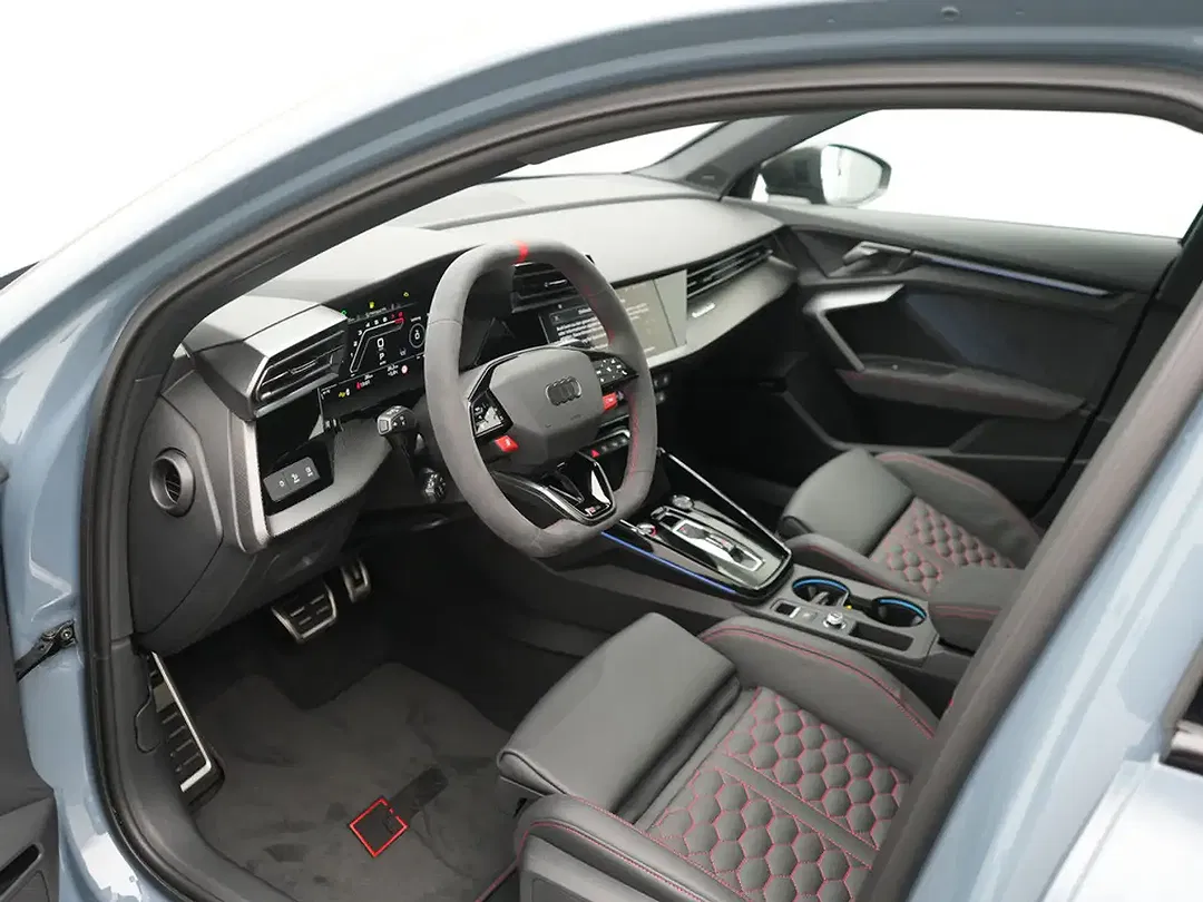 Audi RS3 - Thumbnail 13