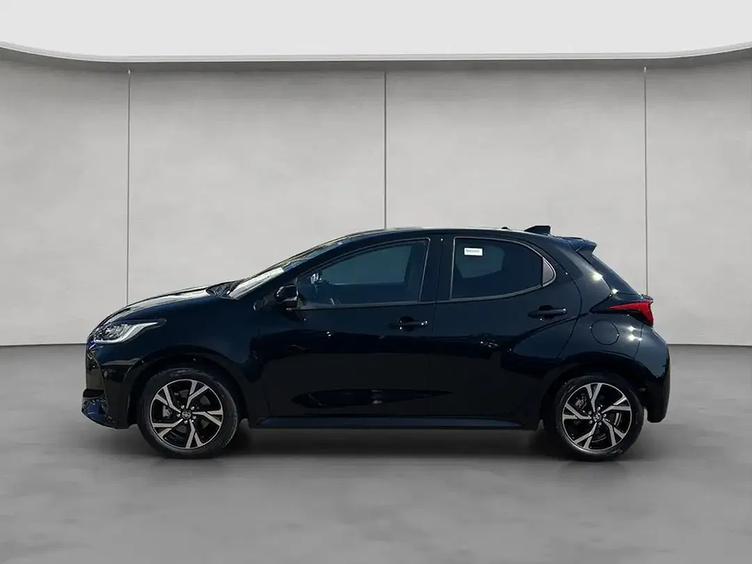 Toyota Yaris - Thumbnail 2