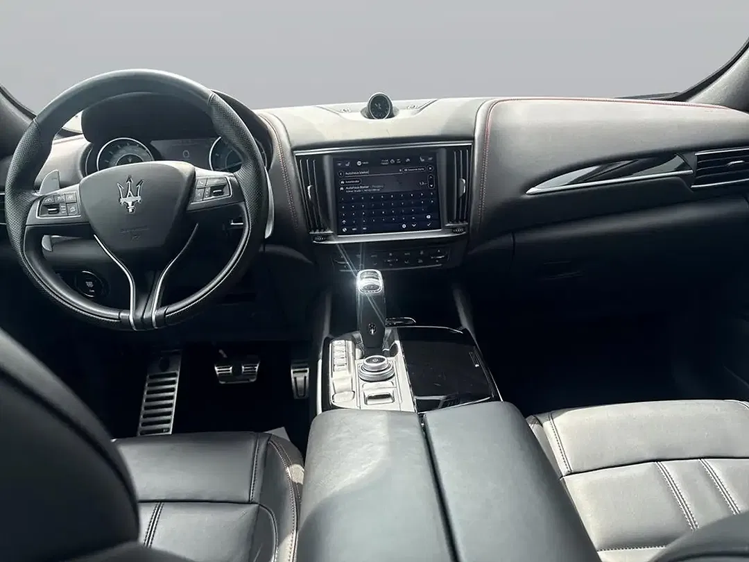 Maserati Levante - Thumbnail 8