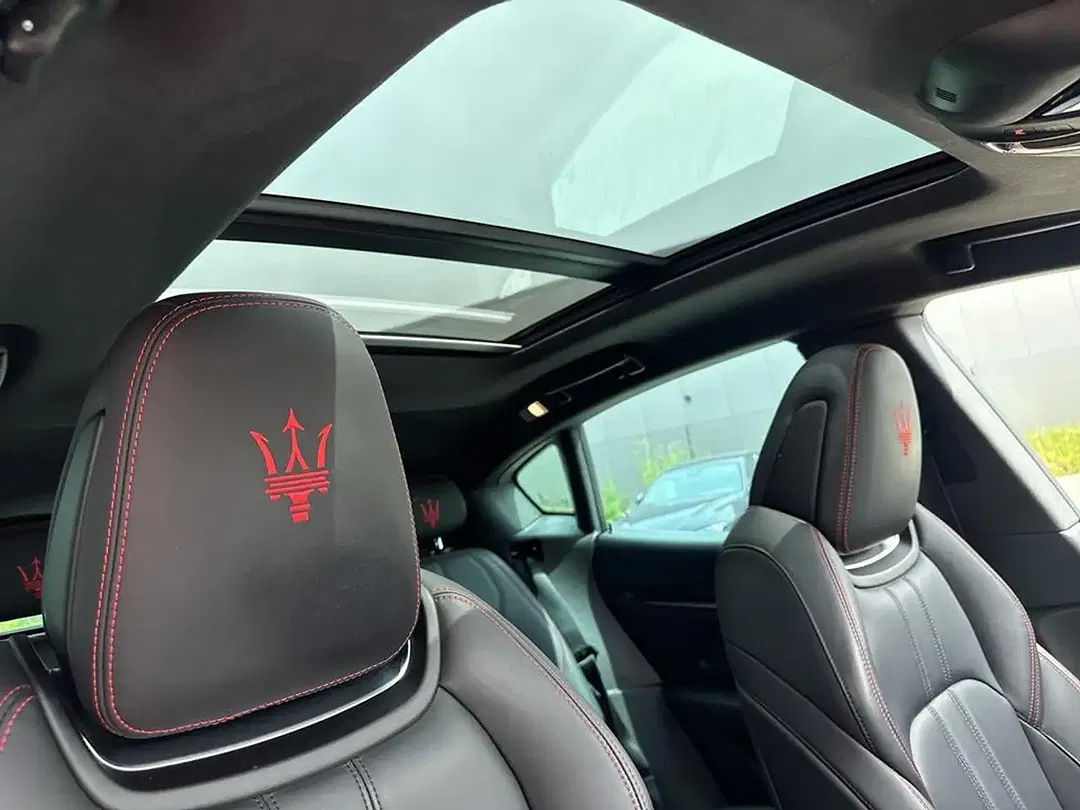 Maserati Levante - Thumbnail 12