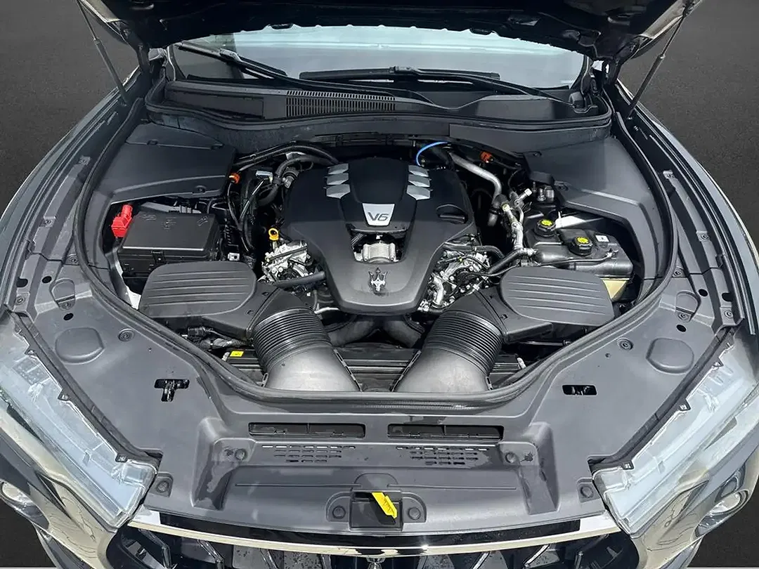 Maserati Levante - Thumbnail 3