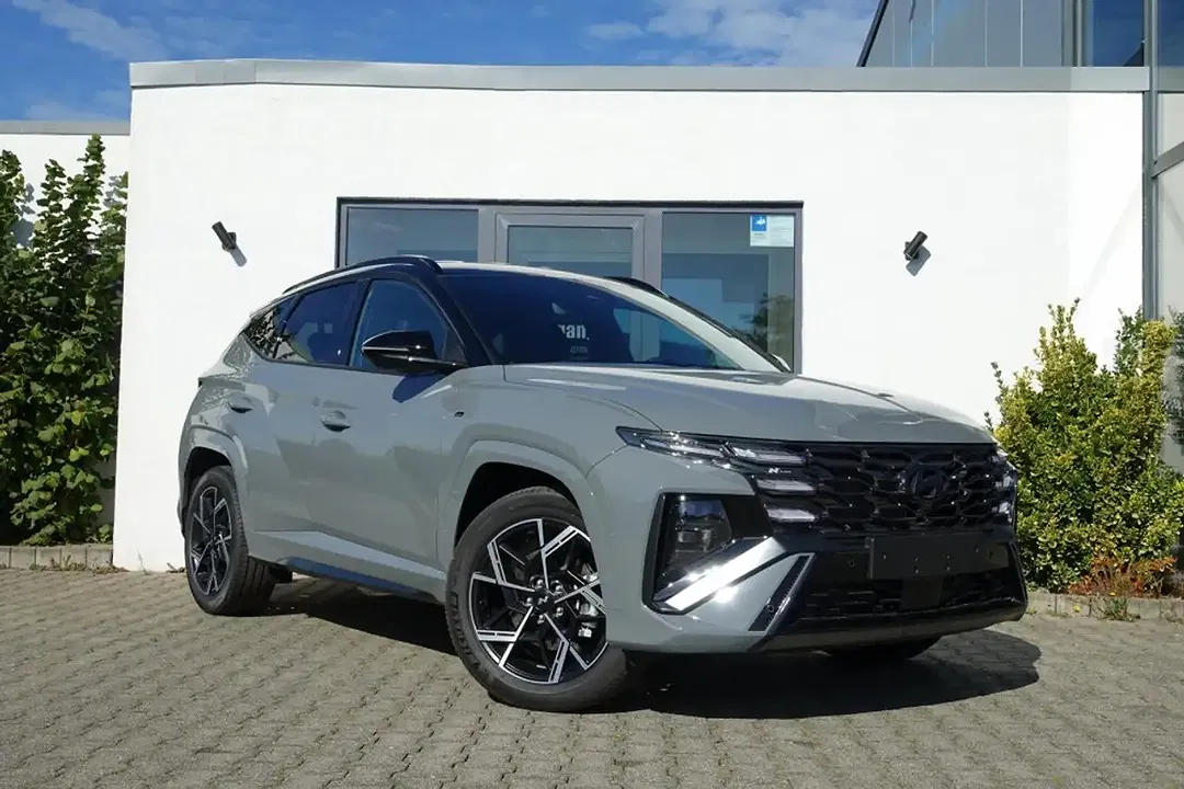 Hyundai TUCSON - Thumbnail 3