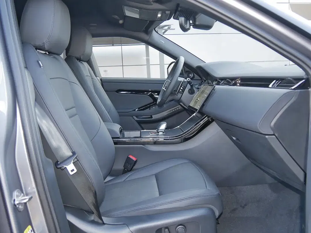 Land Rover Range Rover Evoque - Thumbnail 3
