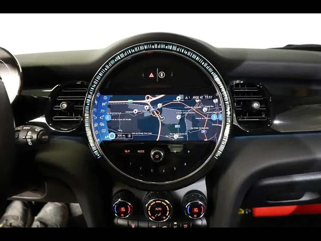MINI Cooper SE - Thumbnail 12