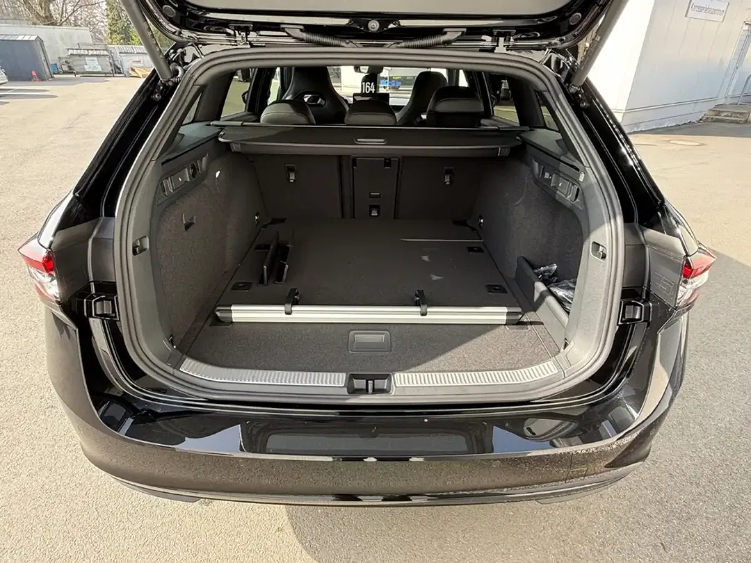 Skoda Superb - Thumbnail 5