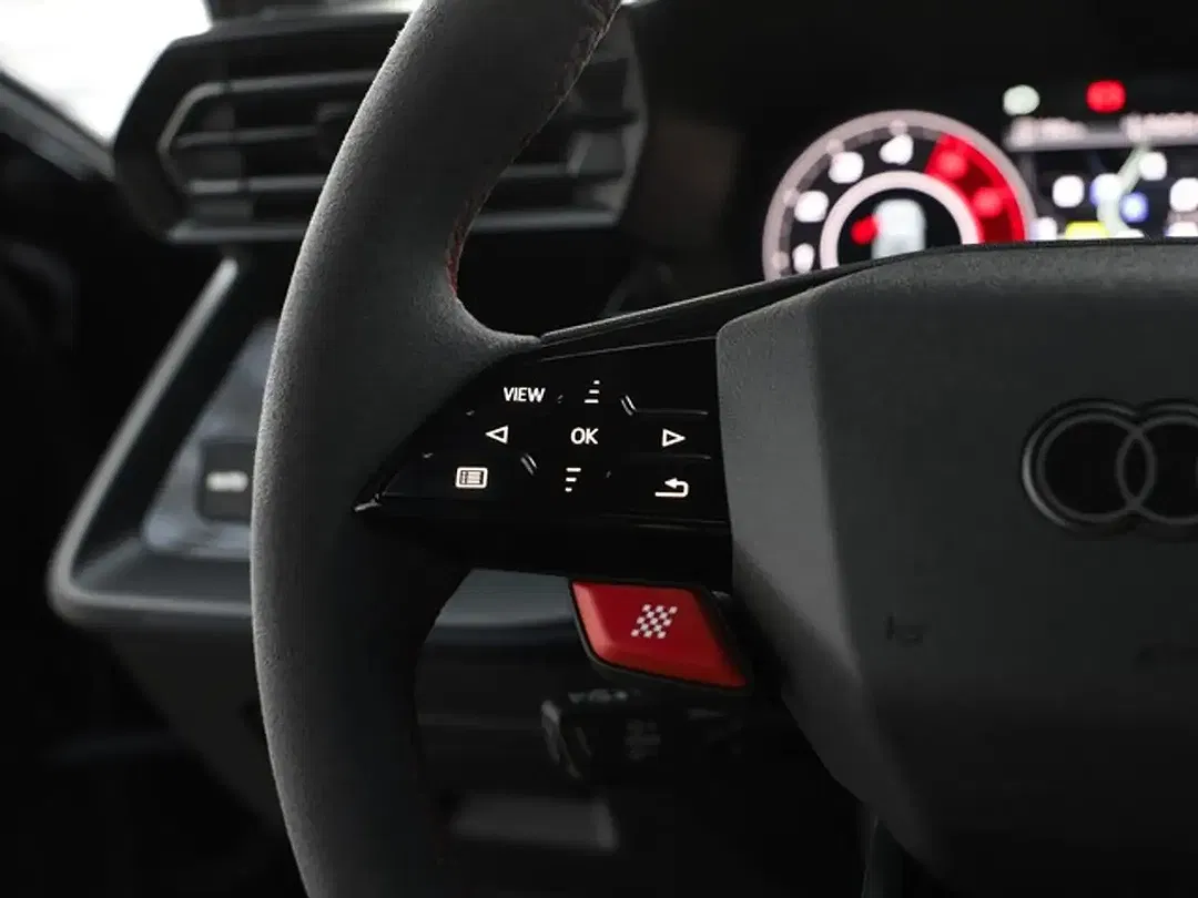 Audi RS3 - Thumbnail 11