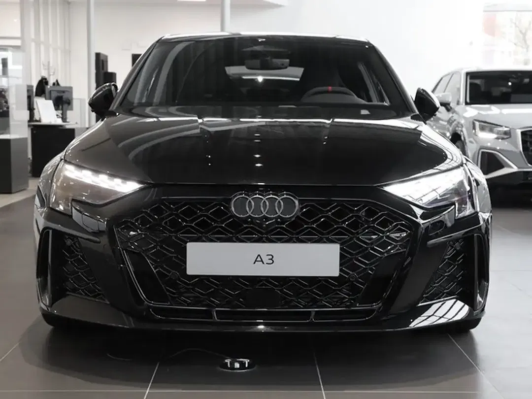 Audi RS3 - Thumbnail 4
