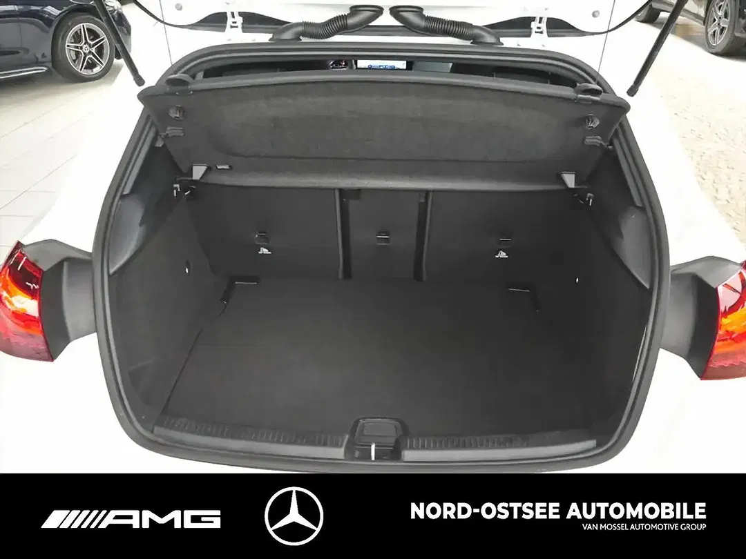Mercedes-Benz A 200 - Thumbnail 14