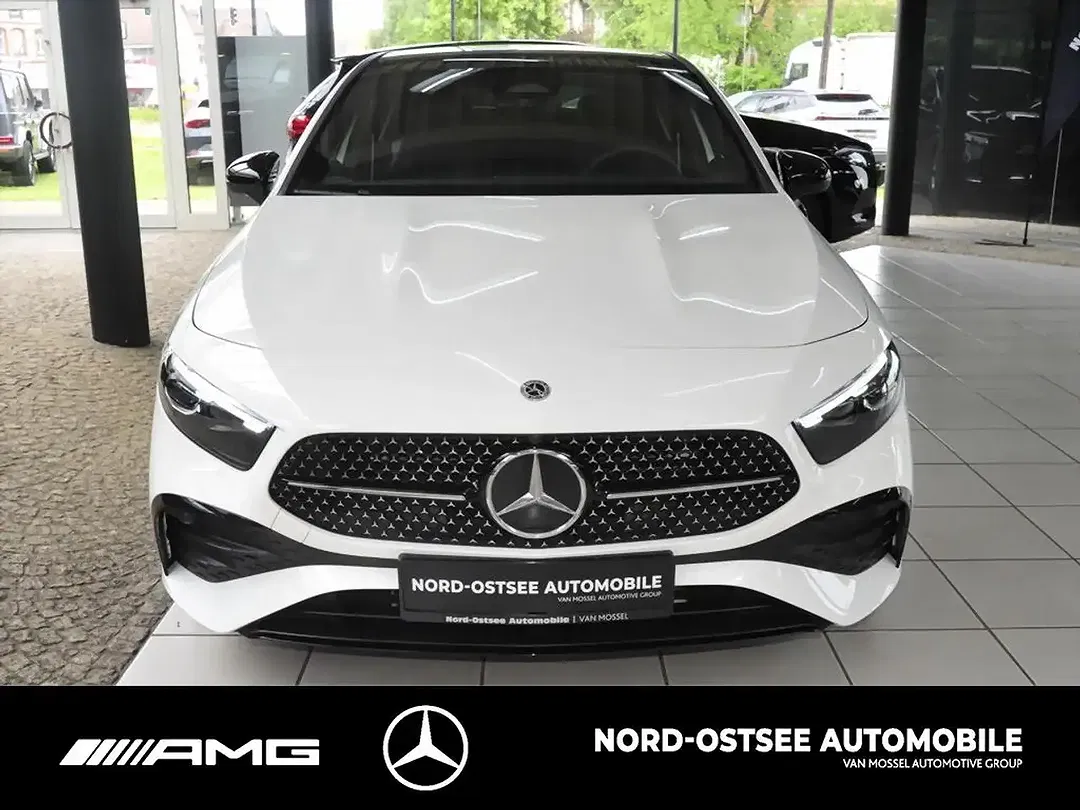 Mercedes-Benz A 200 - Thumbnail 2