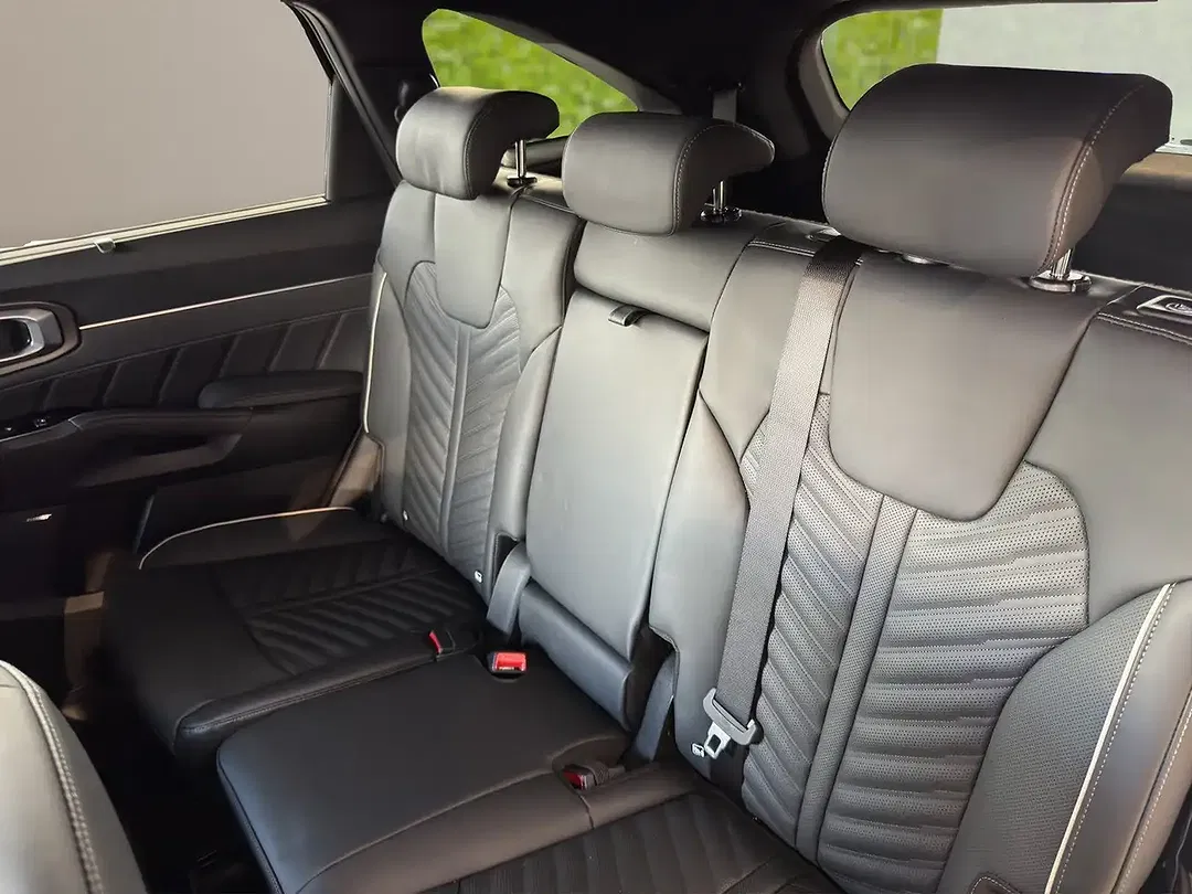 Kia Sorento - Thumbnail 16