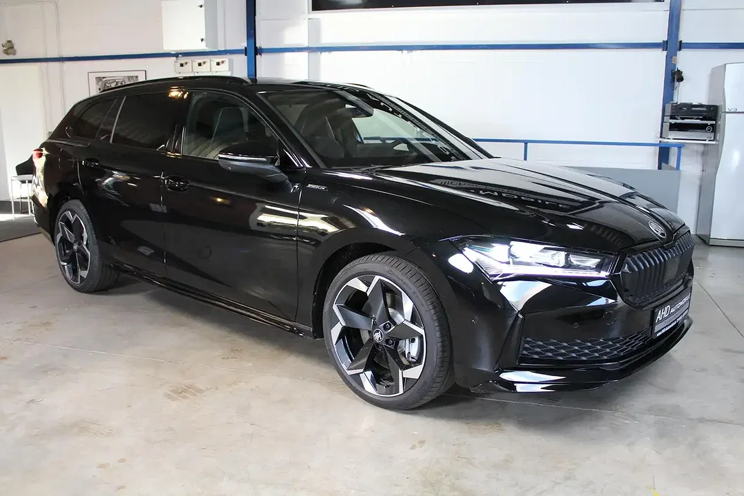 Skoda Superb - Afbeelding 1