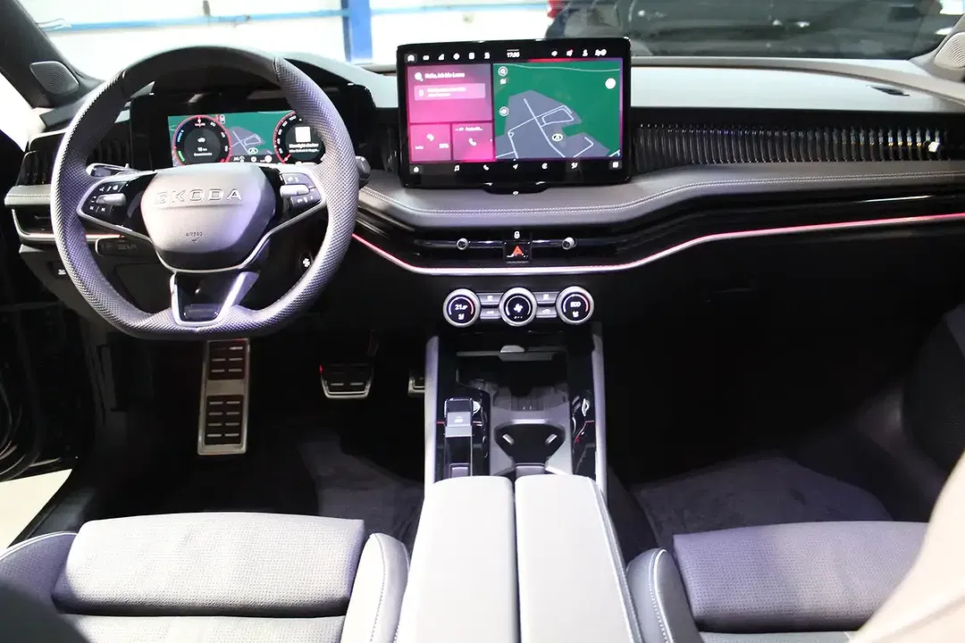 Skoda Superb - Thumbnail 11
