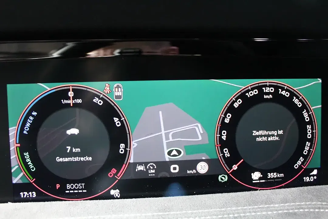 Skoda Superb - Thumbnail 13