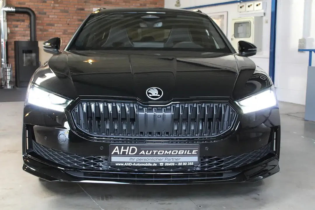 Skoda Superb - Thumbnail 7