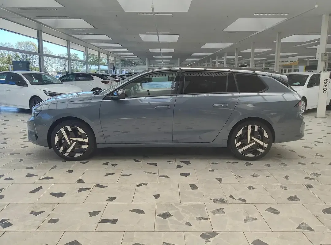 Opel Astra - Thumbnail 4