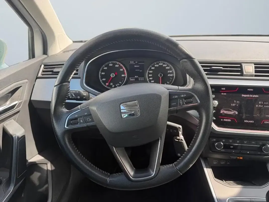 SEAT Arona - Thumbnail 12