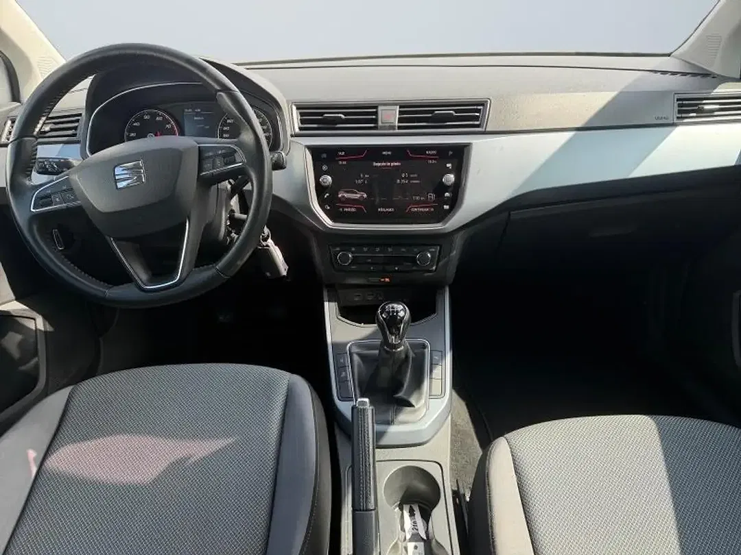 SEAT Arona - Thumbnail 13