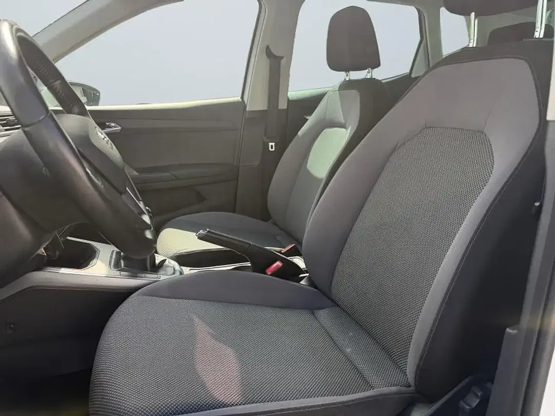 SEAT Arona - Thumbnail 14