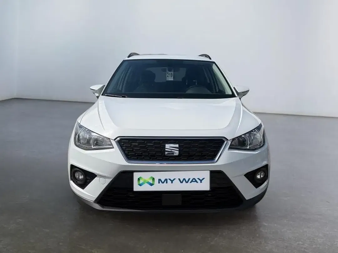 SEAT Arona - Thumbnail 2