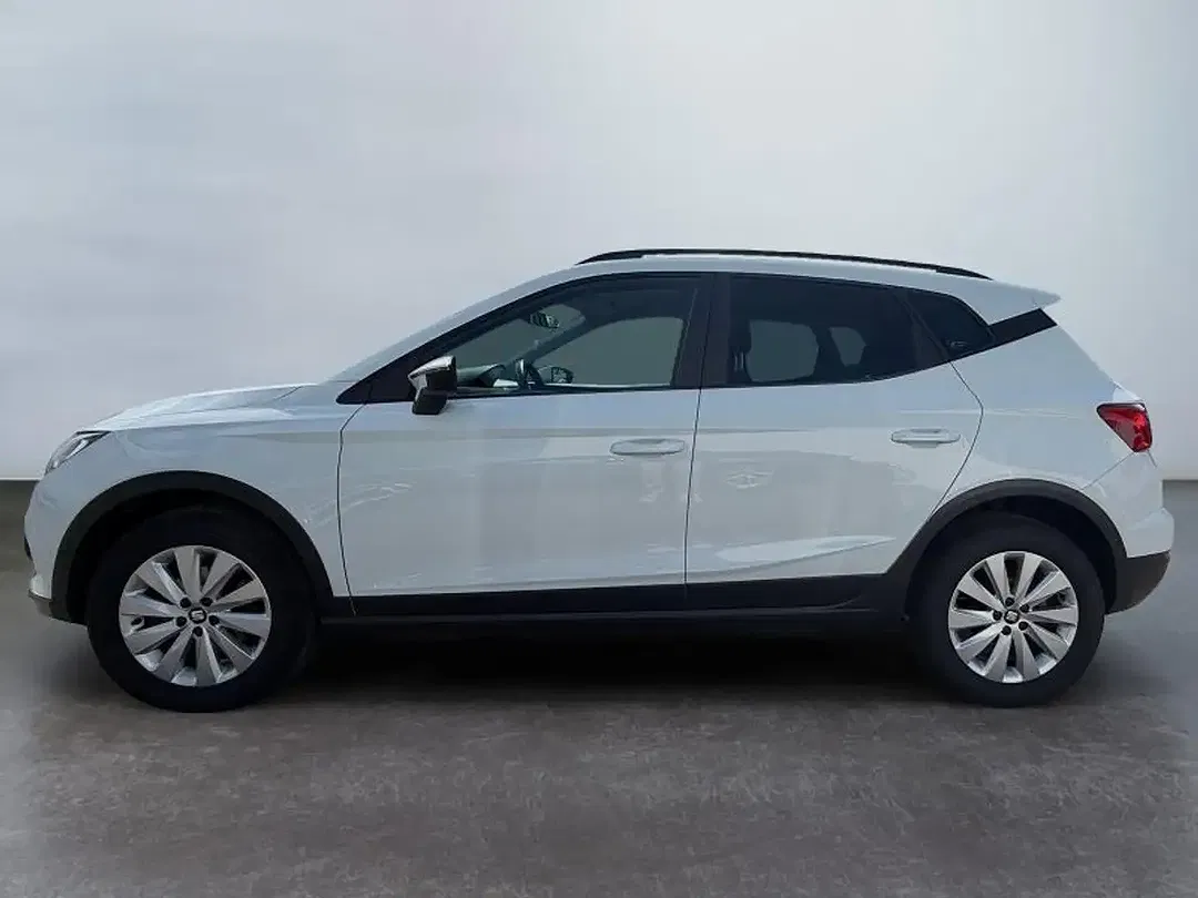 SEAT Arona - Thumbnail 3