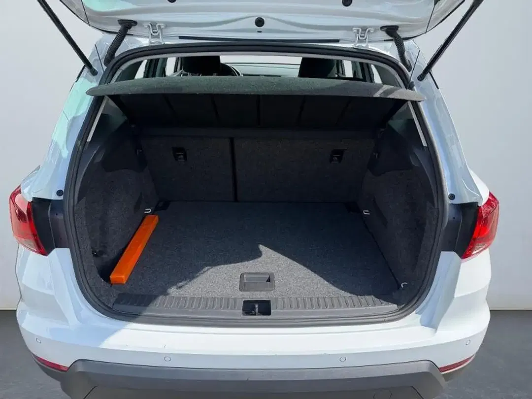 SEAT Arona - Thumbnail 7