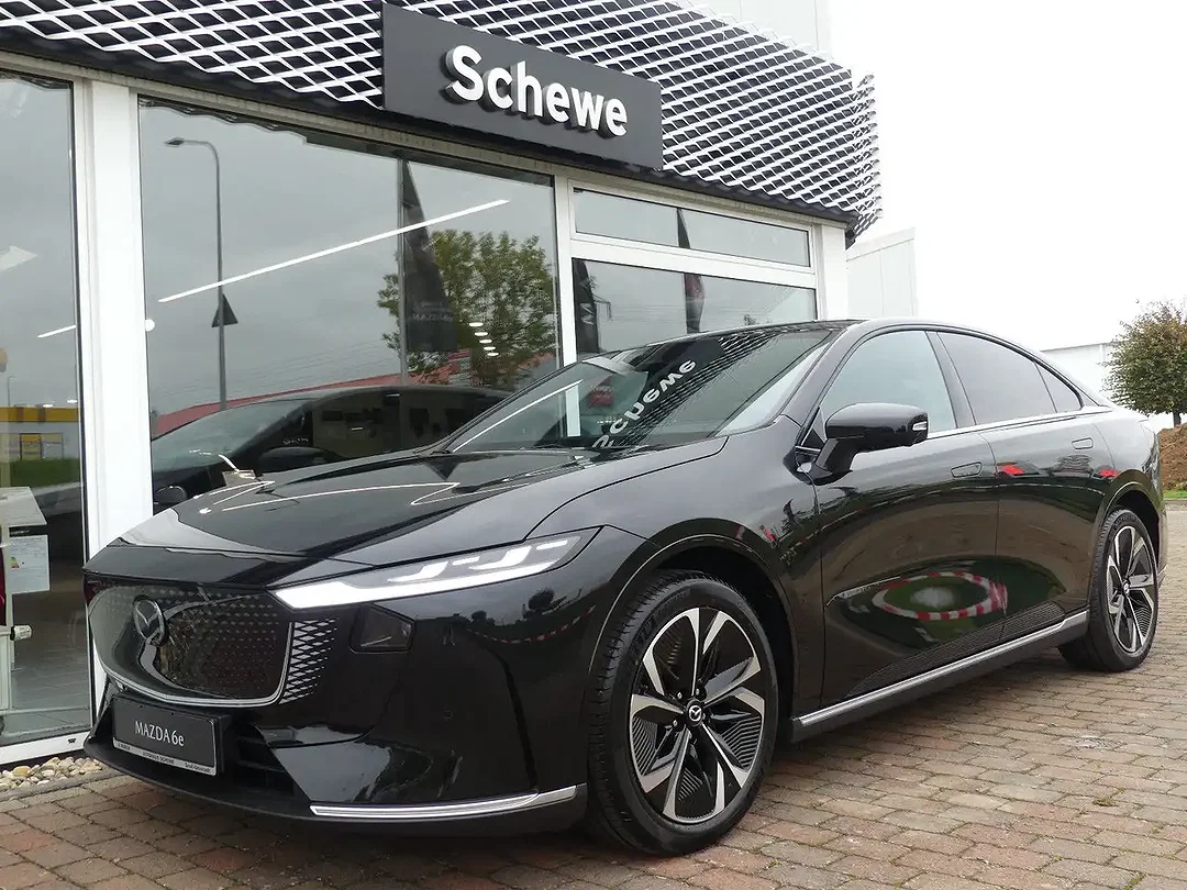 Mazda 6e - Afbeelding 1
