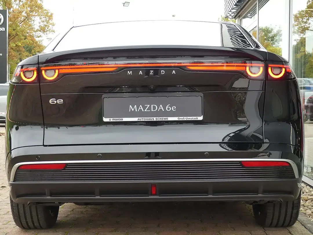 Mazda 6e - Thumbnail 4
