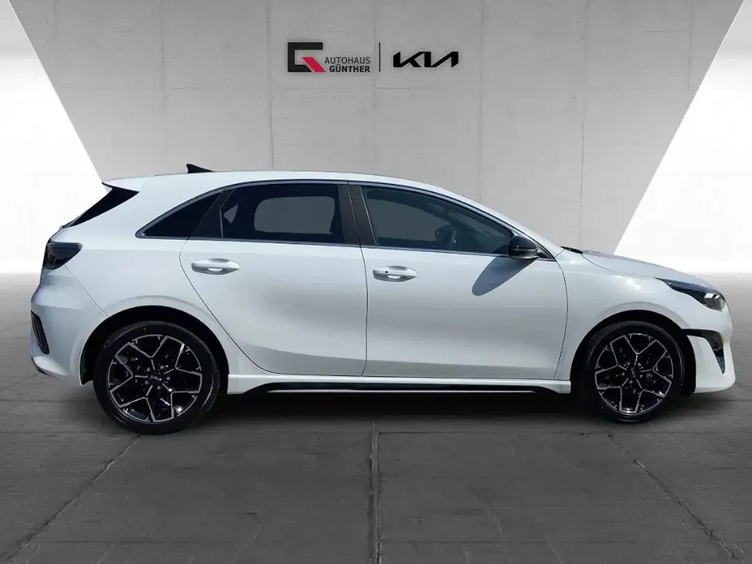 Kia Ceed / cee'd - Thumbnail 4